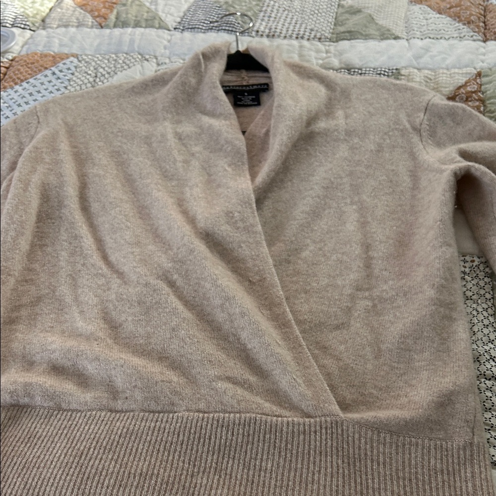 Sofia Cashmere Beige Crossover  V Neck Sweater/Size Small - Picture 6 of 6
